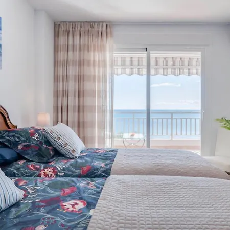 Apartment Family Aguamarina Front The Sea Free Parking Fuengirola