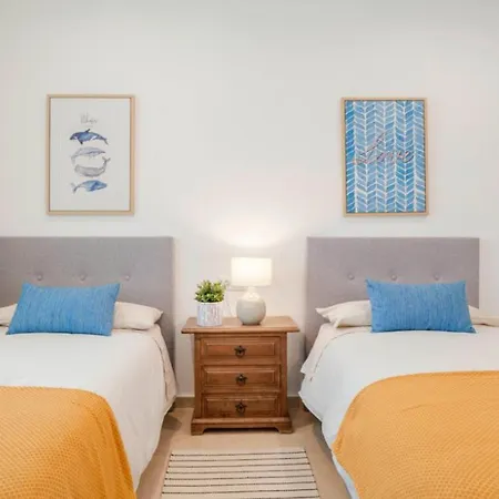 Family Aguamarina Front The Sea Free Parking Apartment Fuengirola